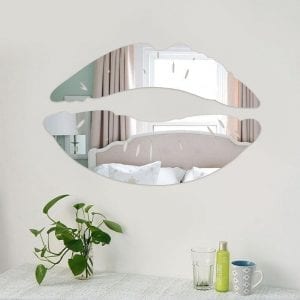 Miroir décoratif en forme de bouche